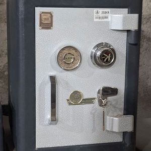 گاوصندوق کاوه مدل 250KR دست دوم